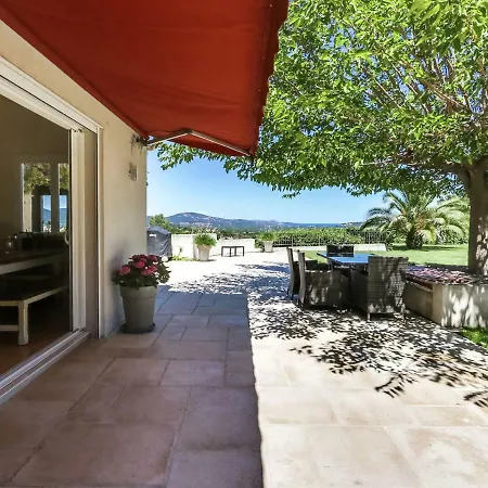 Villa 2